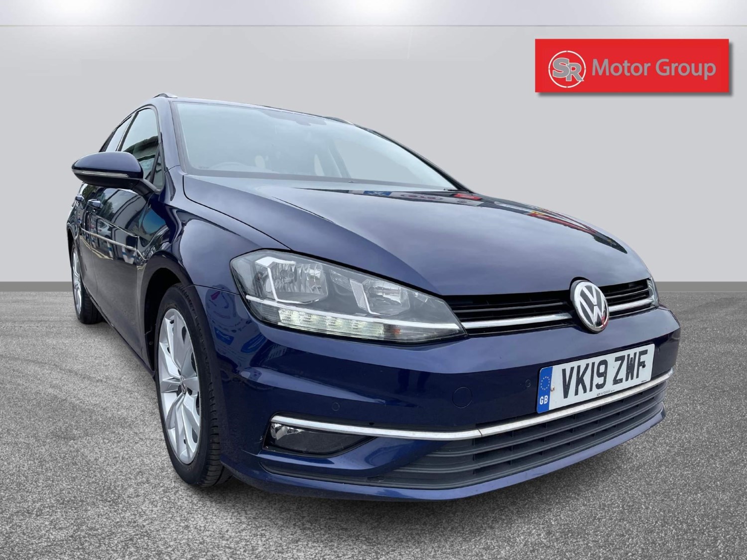 Volkswagen Golf Listing Image