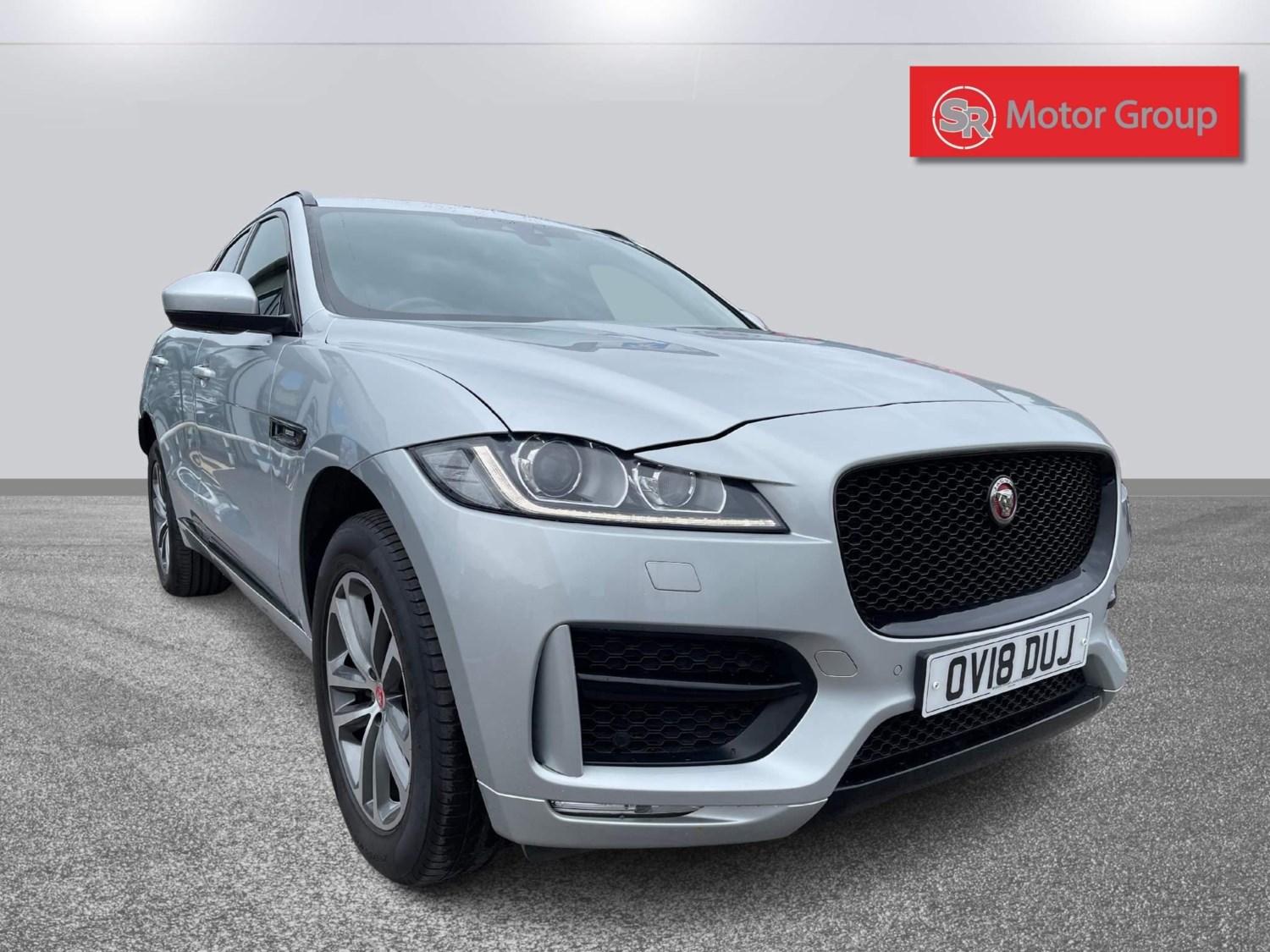 Jaguar F-PACE Listing Image