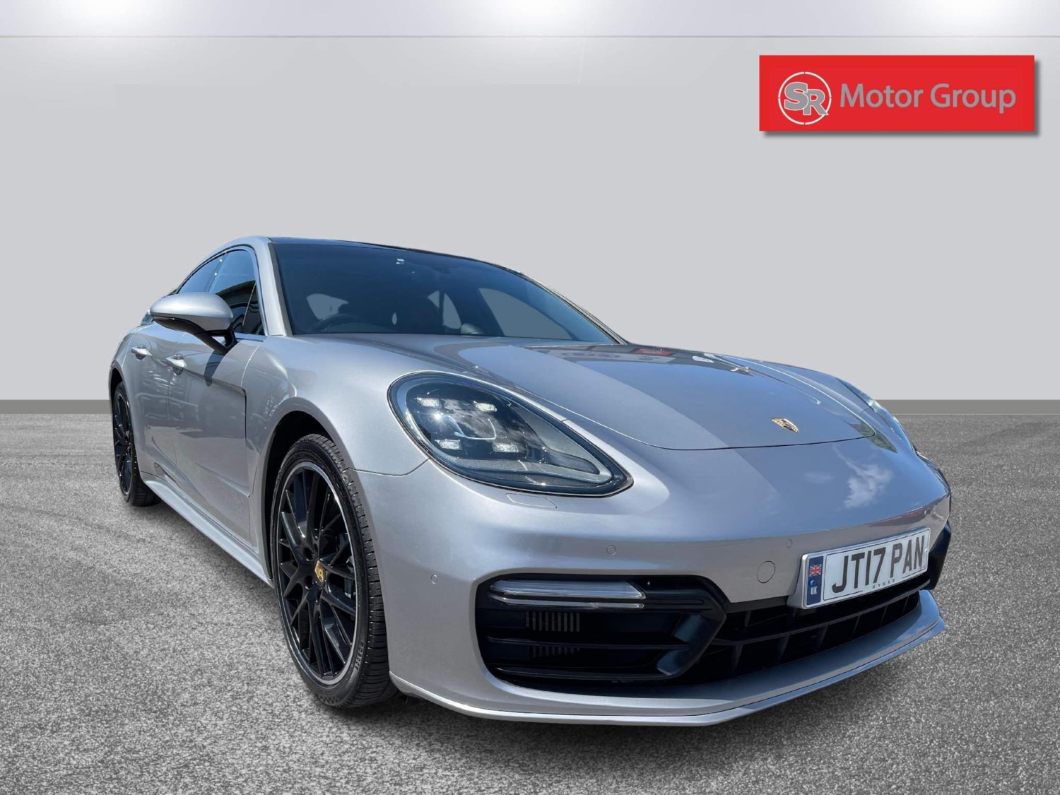 Porsche Panamera Listing Image