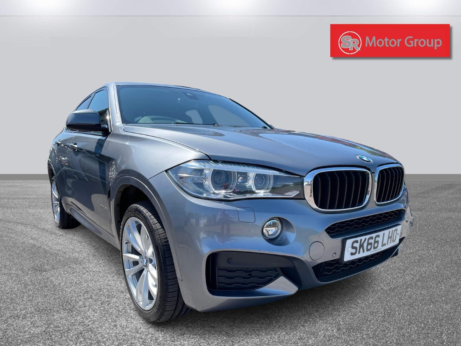 BMW X6 Listing Image