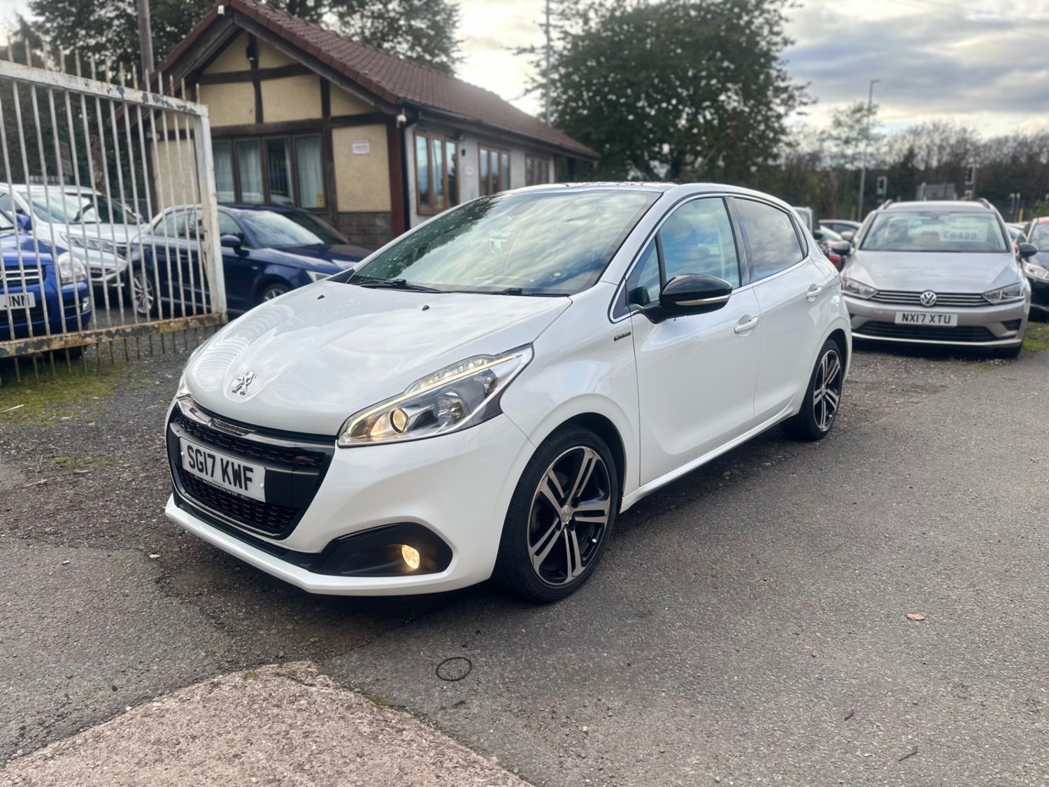 Peugeot 208 Listing Image