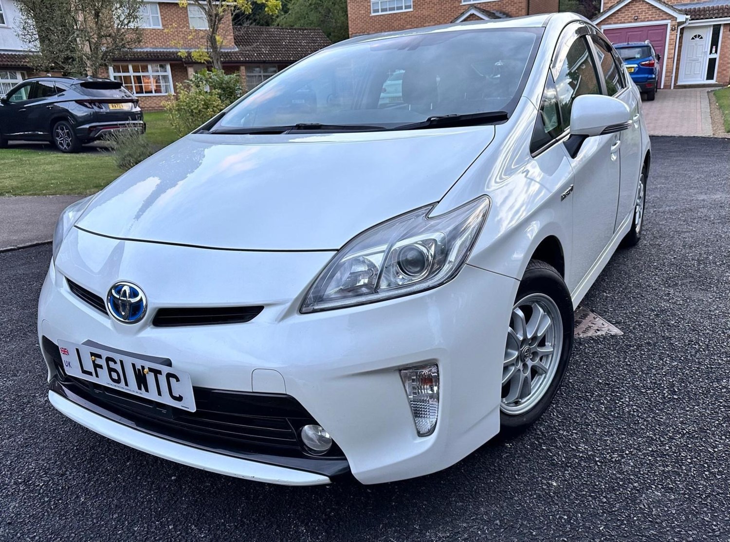 Toyota Prius Listing Image