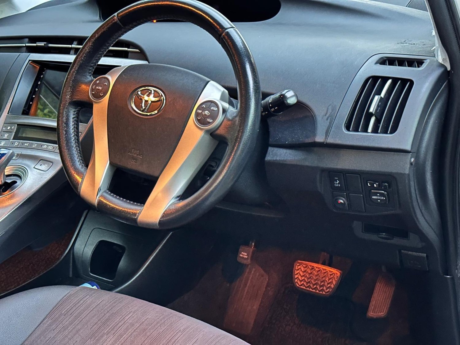 Toyota Prius Listing Image