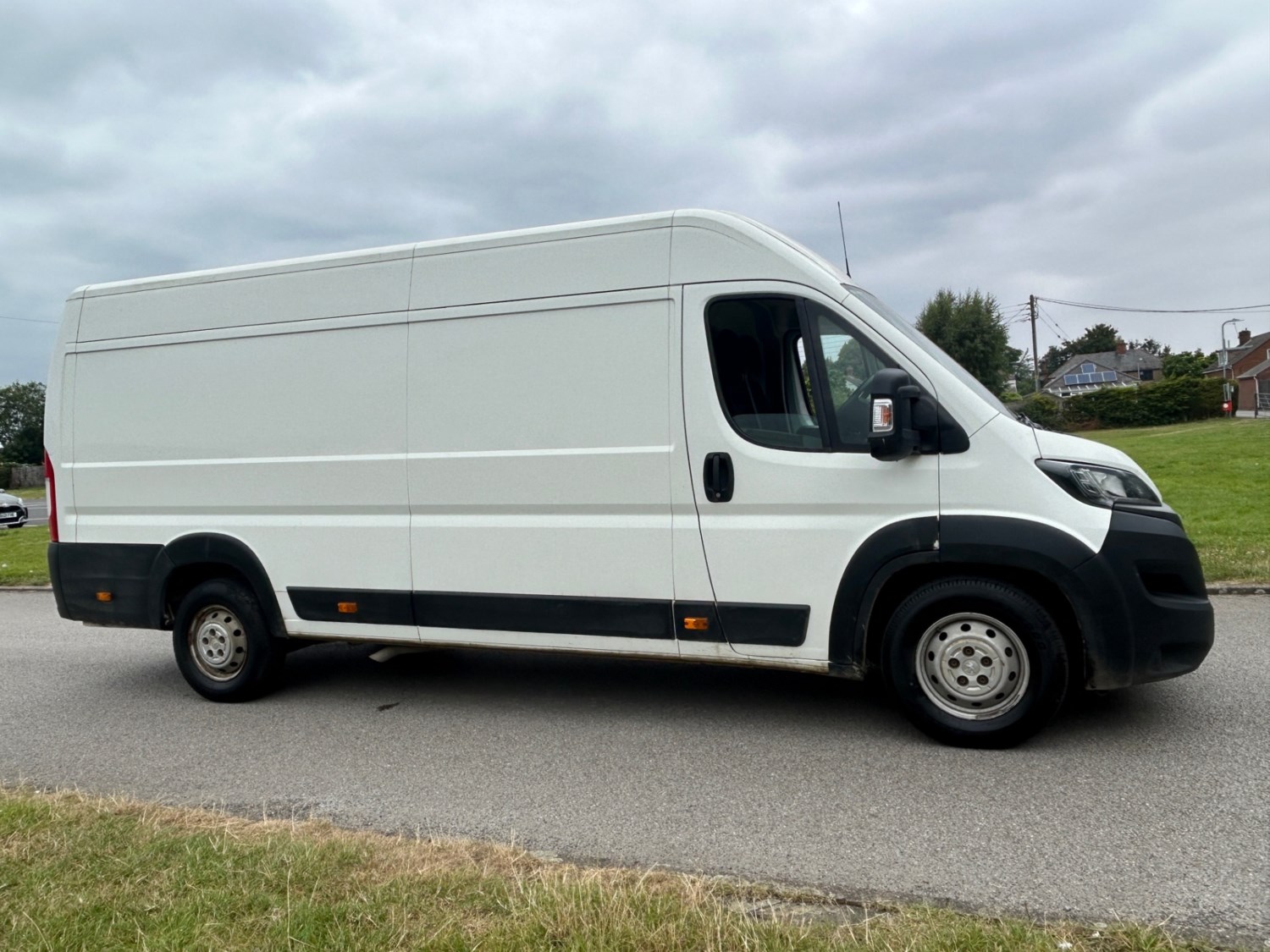 Peugeot Boxer Listing Image