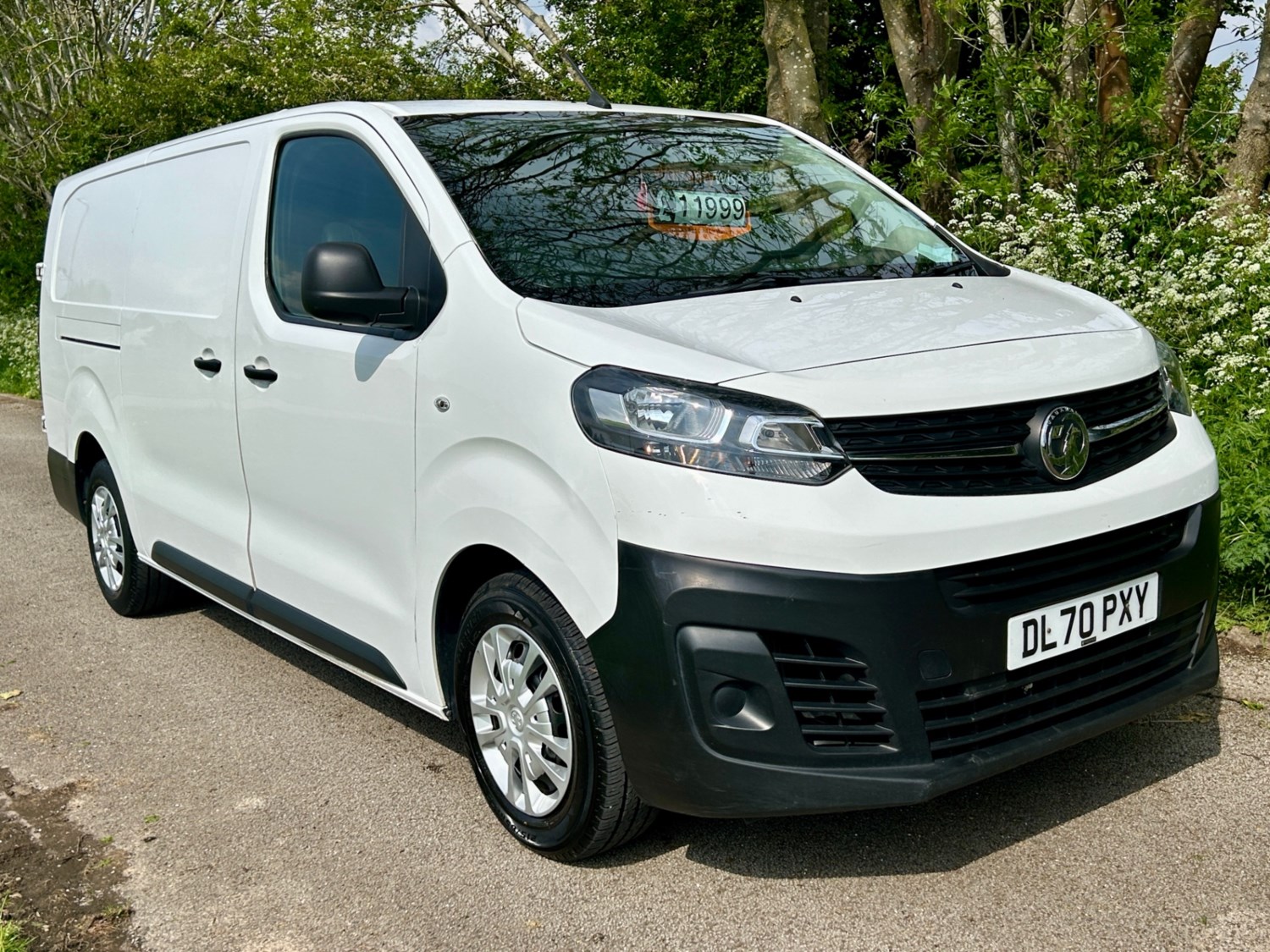 Vauxhall Vivaro Listing Image