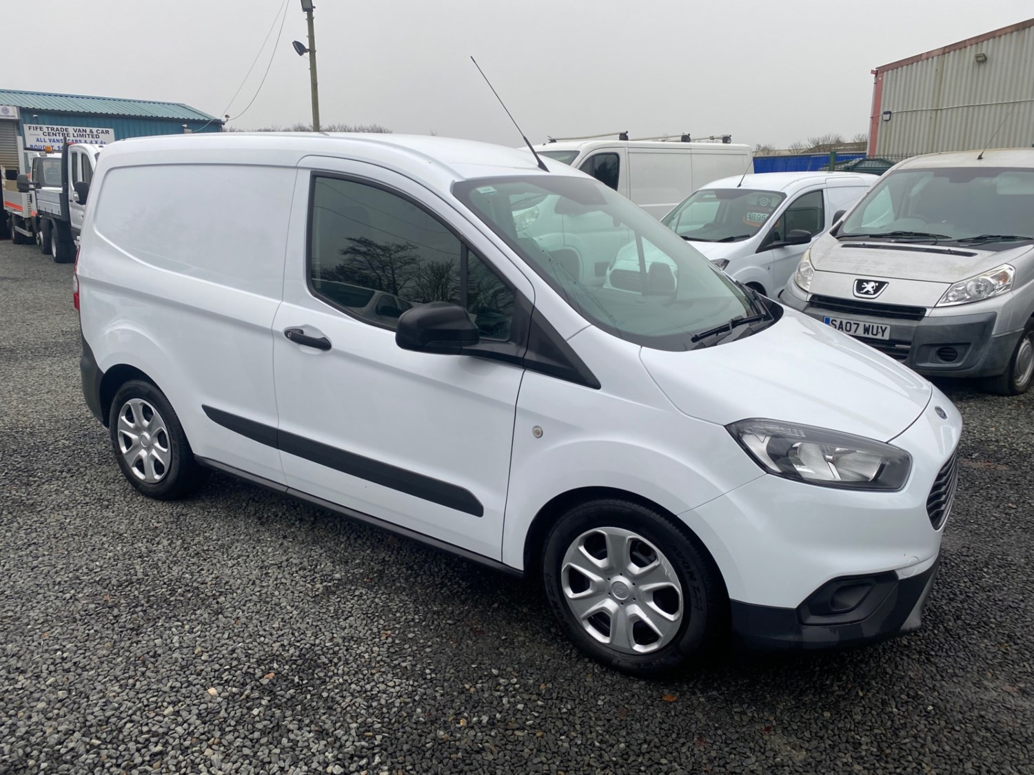 Ford Transit Courier Listing Image