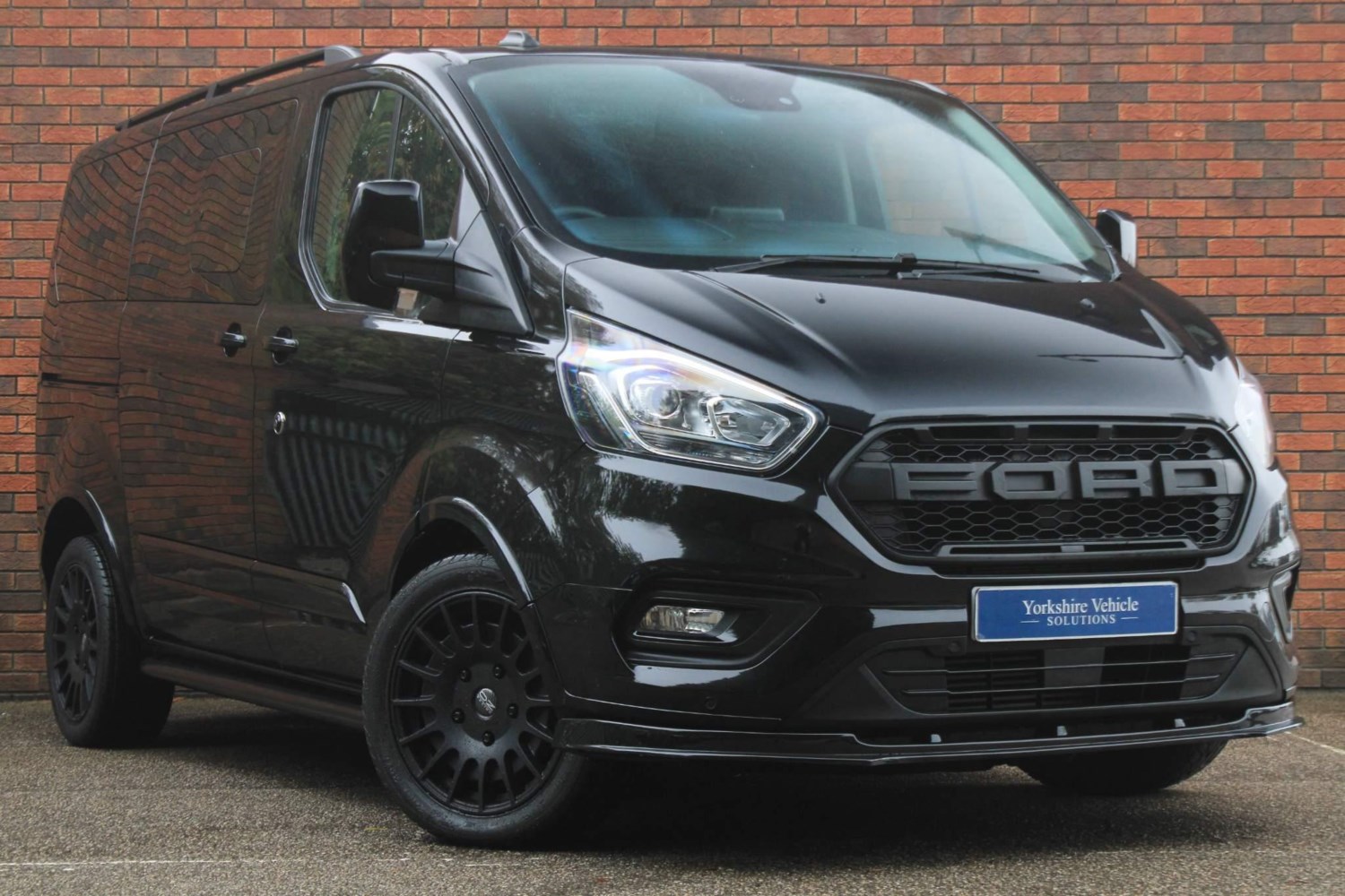 Ford Tourneo Custom Listing Image