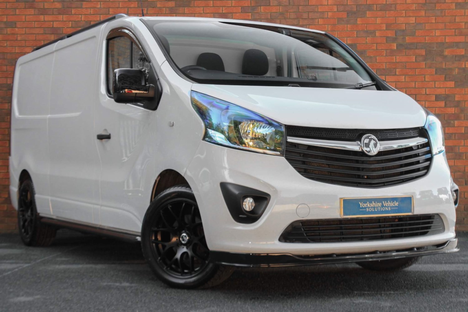 Vauxhall Vivaro Listing Image