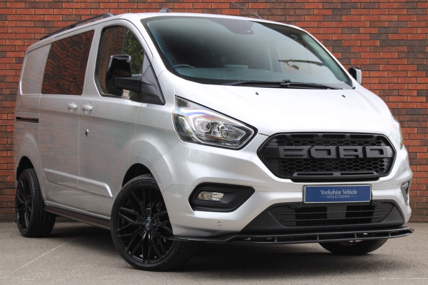 Ford Transit Custom Listing Image