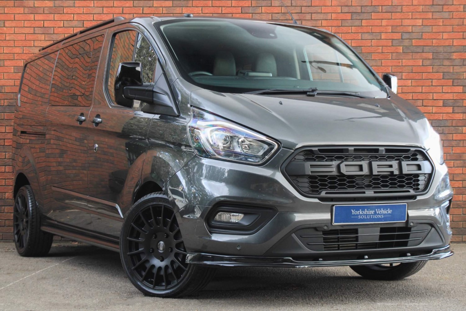 Ford Transit Custom Listing Image