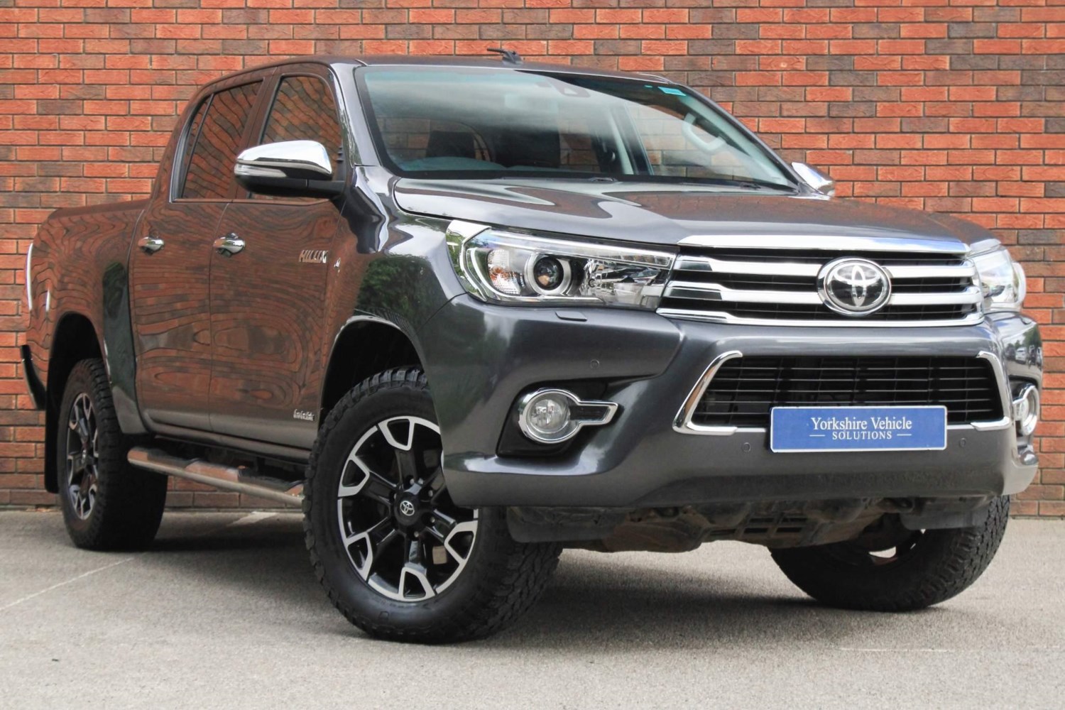 Toyota Hilux Listing Image