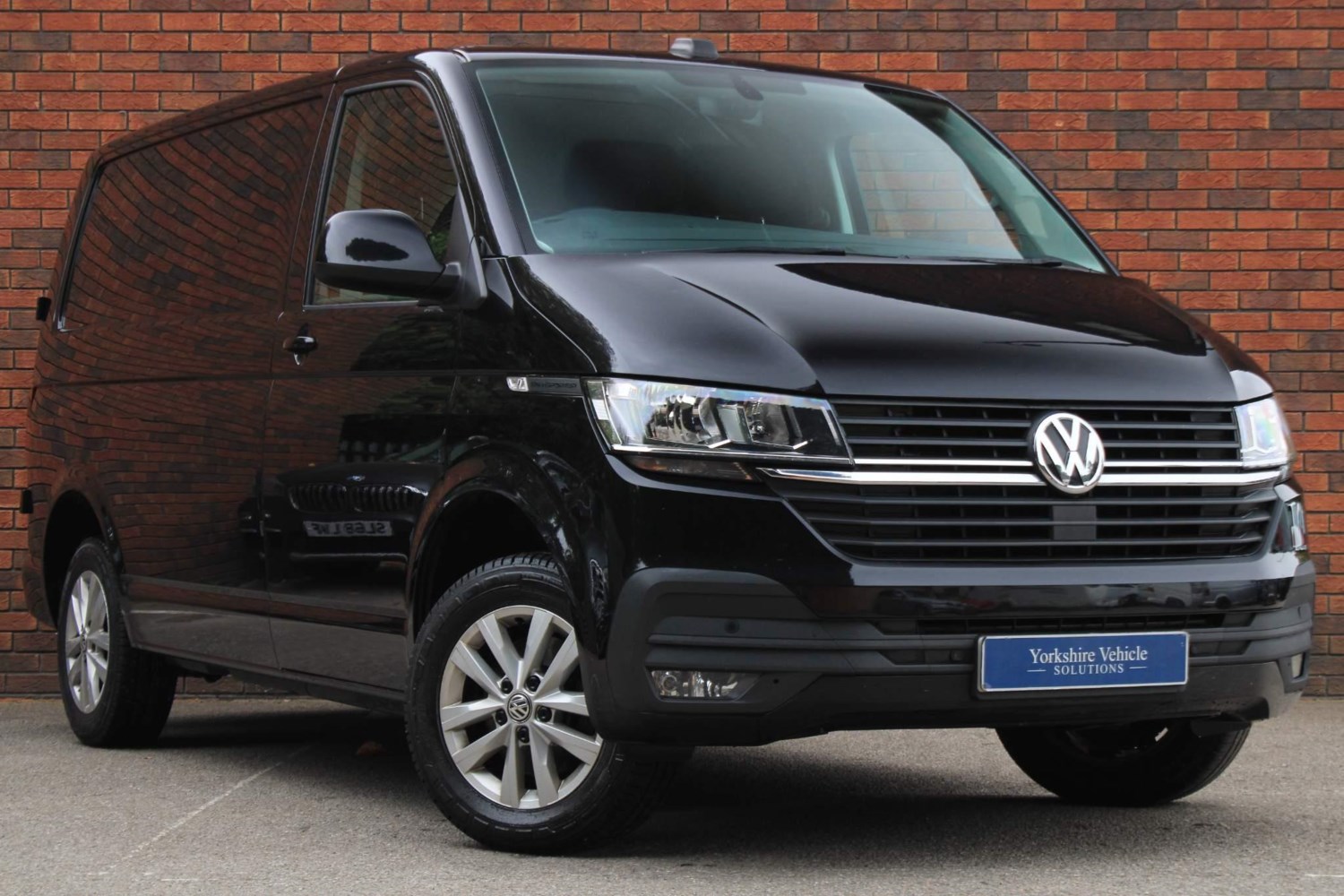 Volkswagen Transporter Listing Image