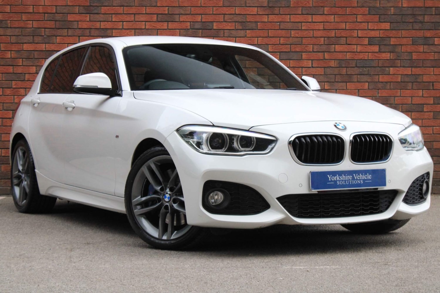 BMW 1 Series Listing Image