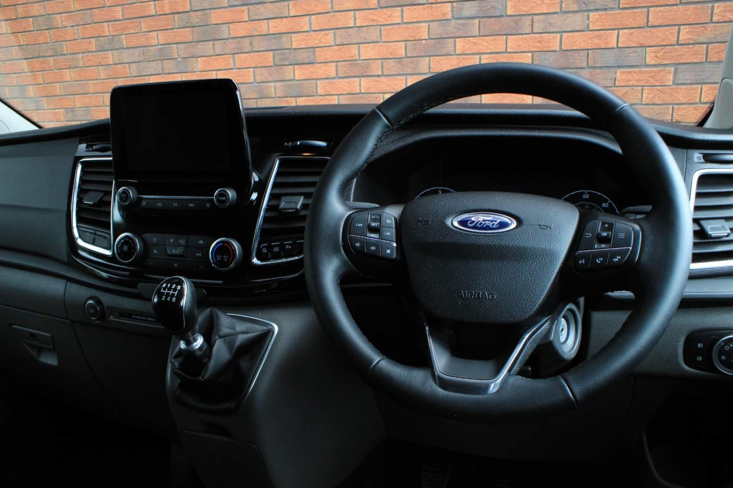 Ford Transit Custom Listing Image