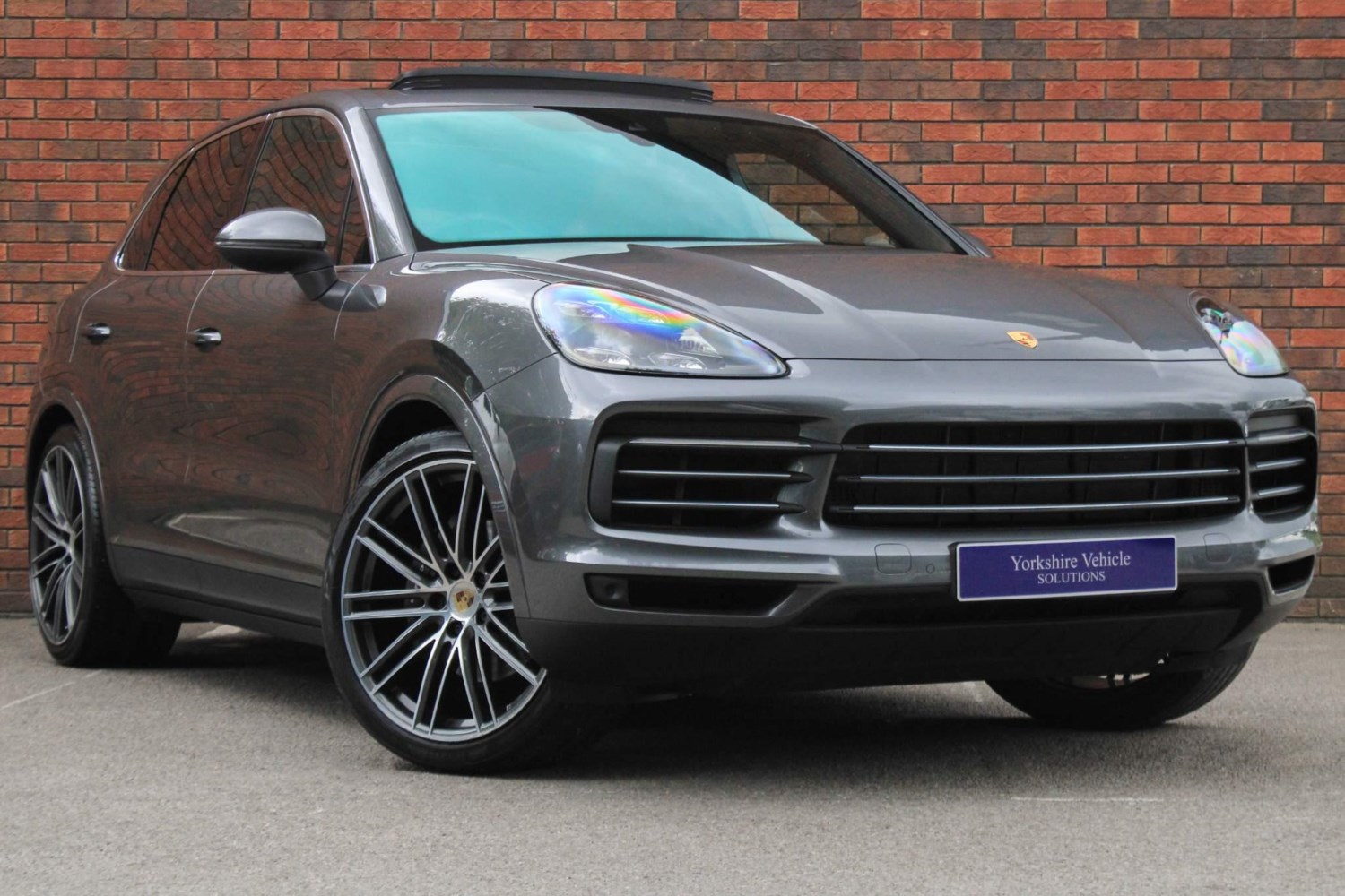 Porsche Cayenne Listing Image