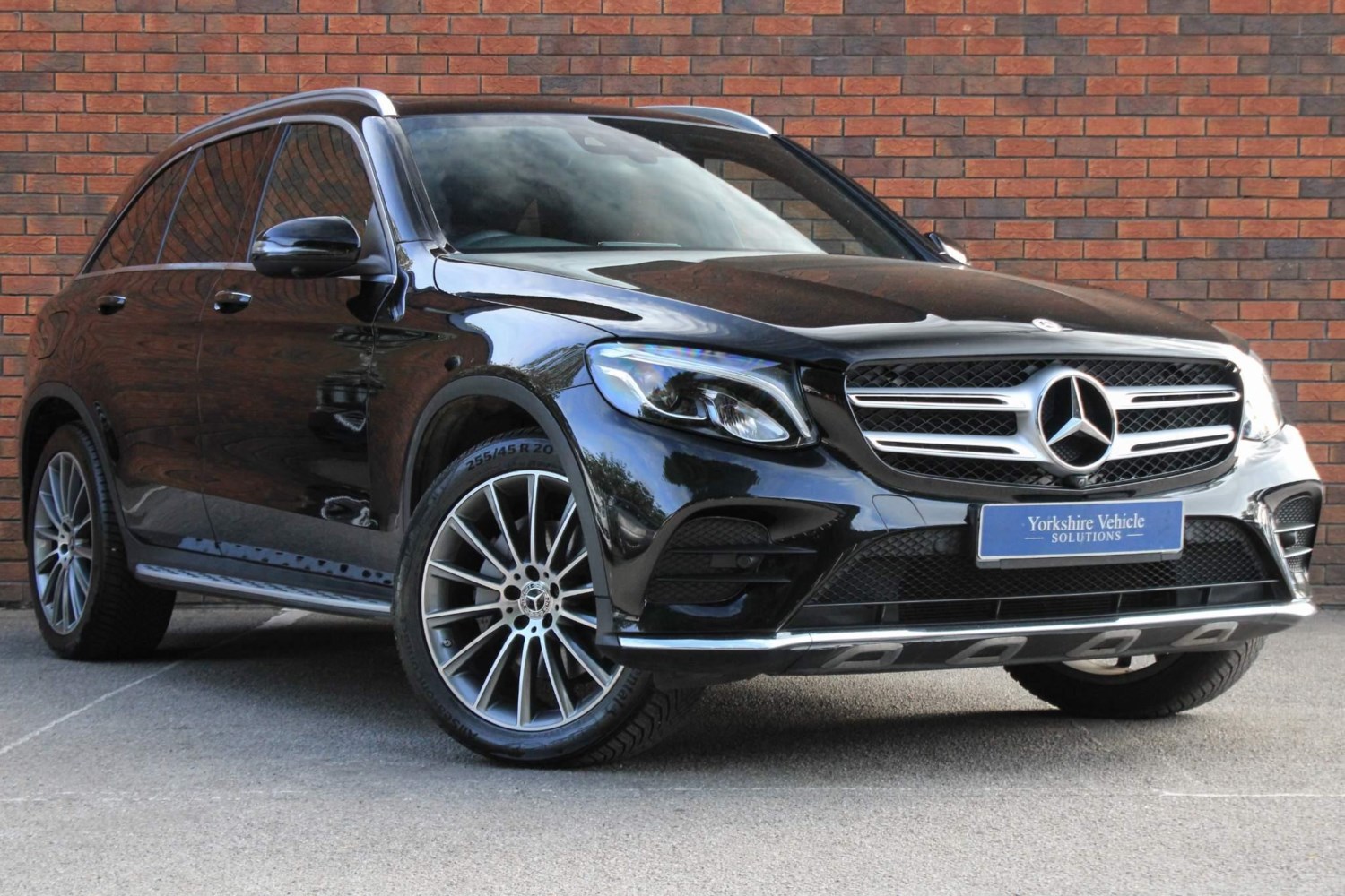 Mercedes-Benz GLC Listing Image