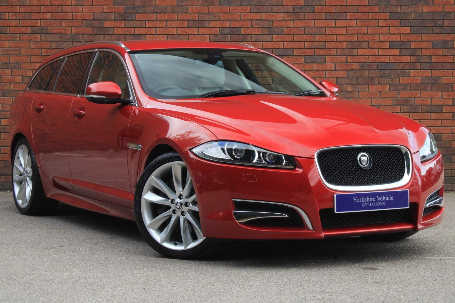 Jaguar XF Listing Image