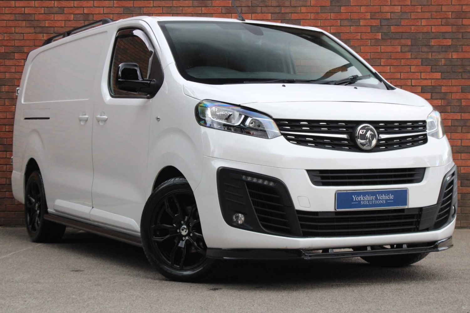 Vauxhall Vivaro Listing Image