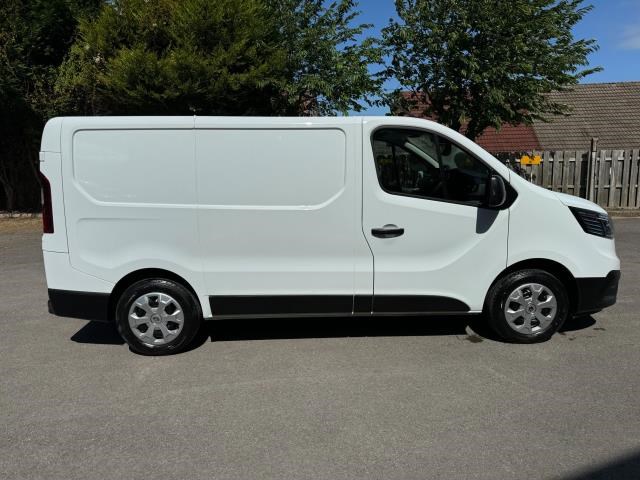 Renault Trafic Listing Image