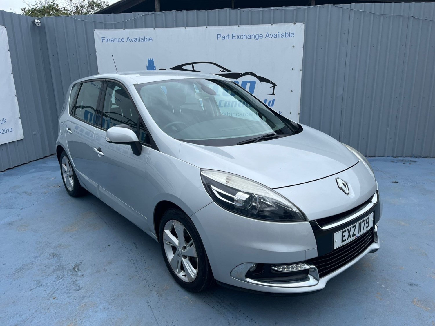 Renault Scenic Listing Image