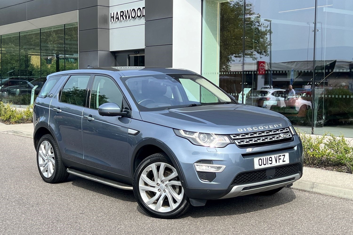 Land Rover Discovery Sport Listing Image