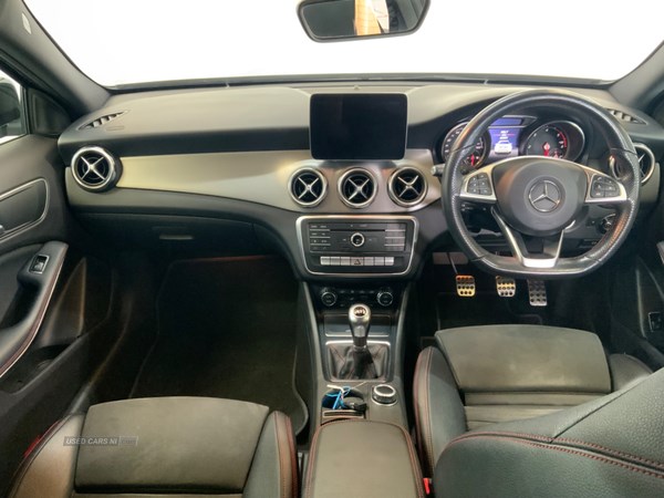 Mercedes-Benz GLA Listing Image