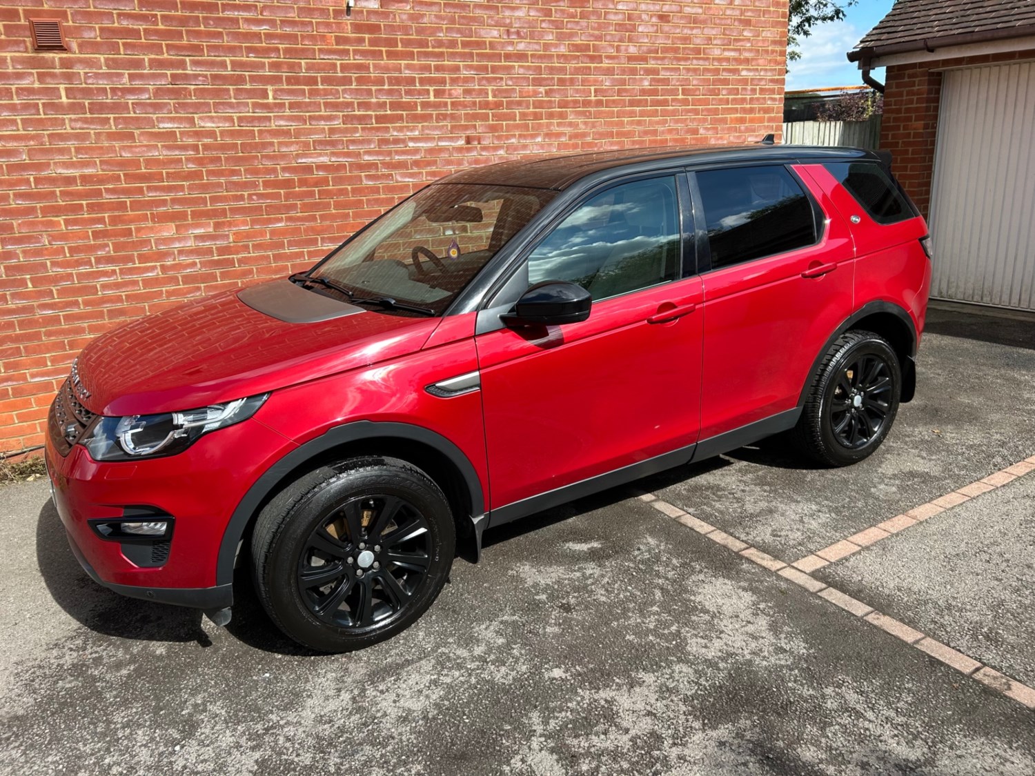 Land Rover Discovery Sport Listing Image