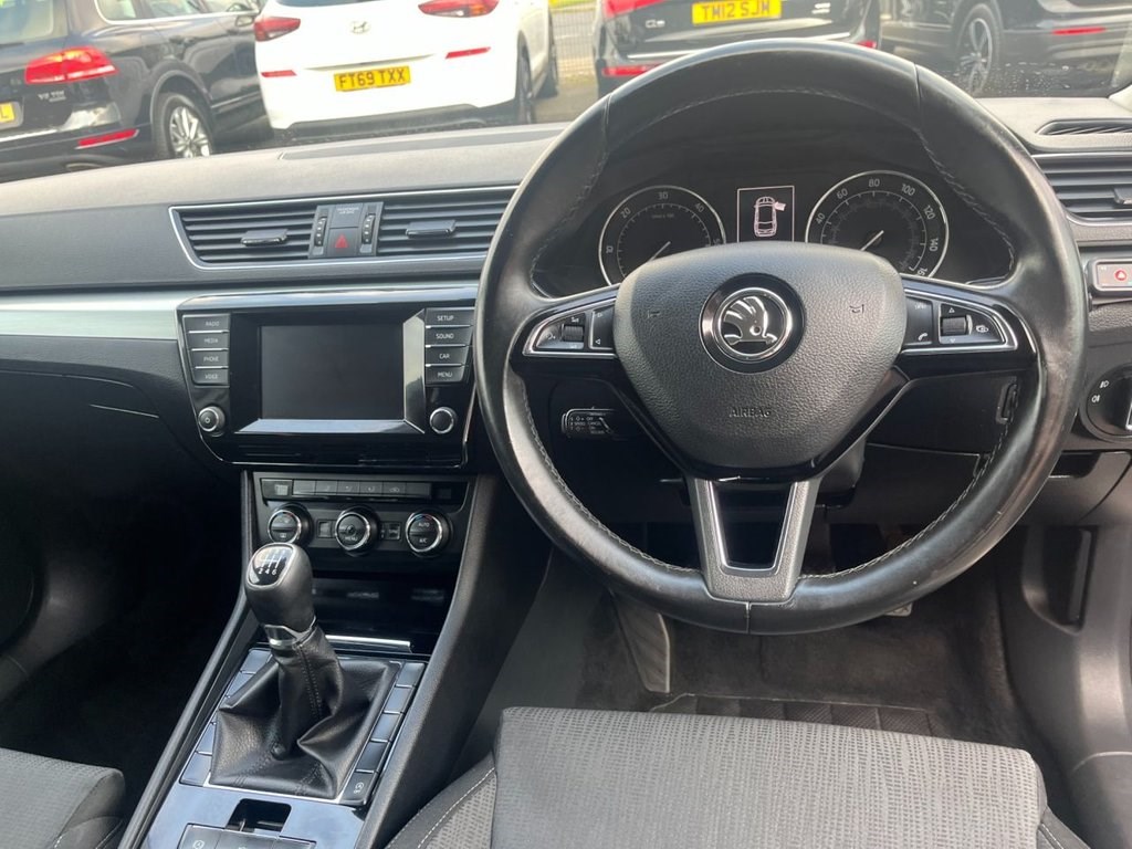 Skoda Superb Listing Image