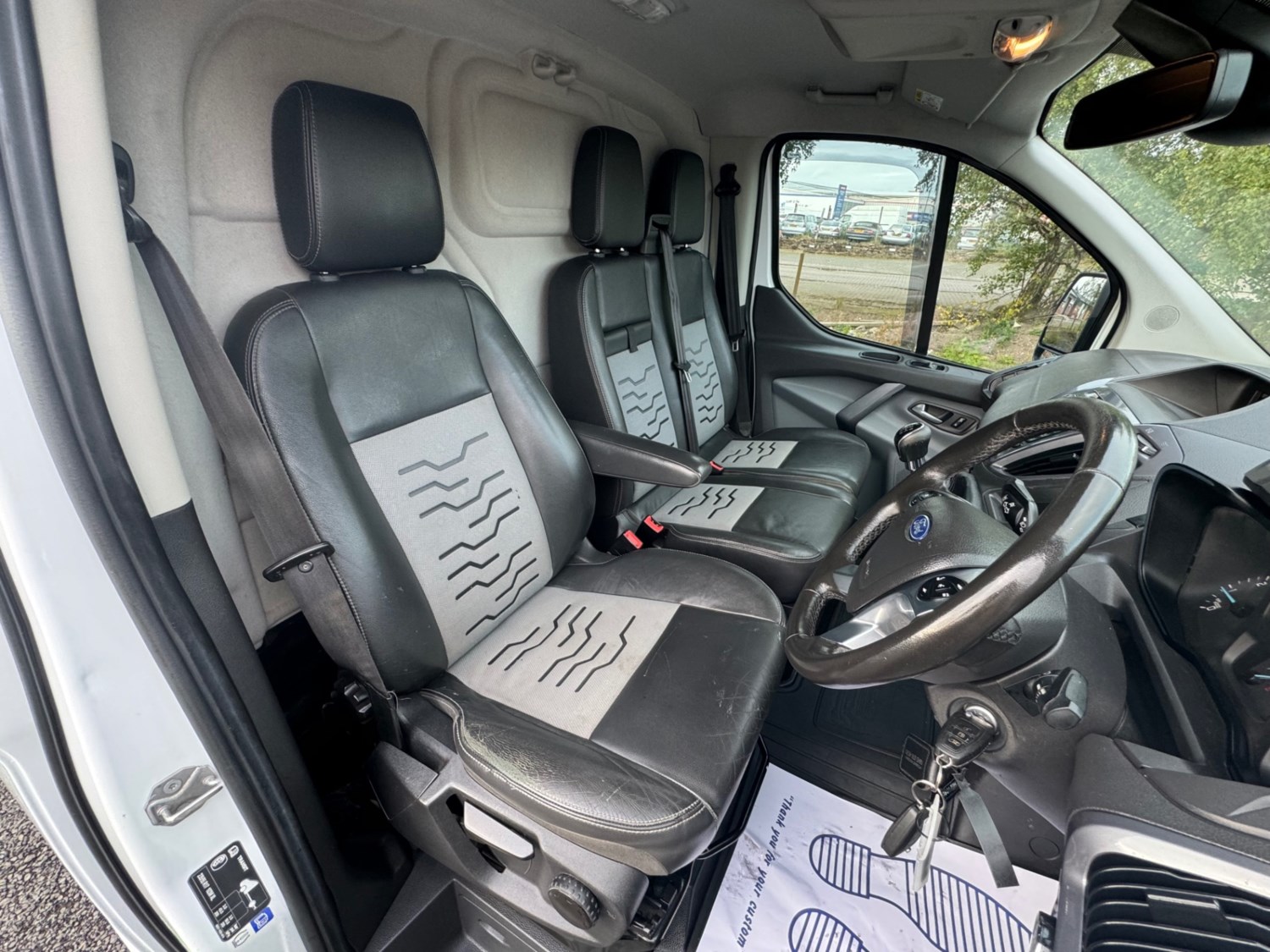 Ford Transit Custom Listing Image