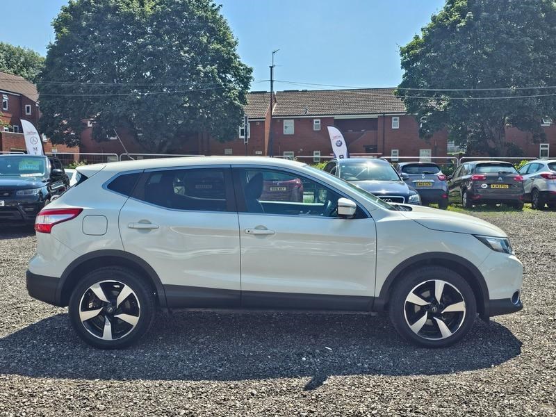 Nissan Qashqai Listing Image