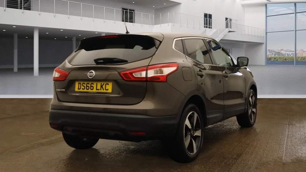 Nissan Qashqai Listing Image