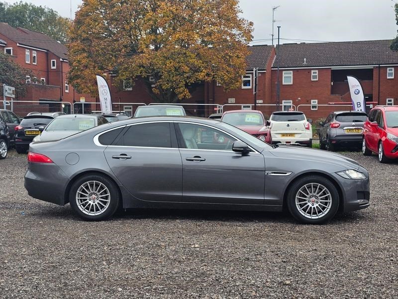 Jaguar XF Listing Image