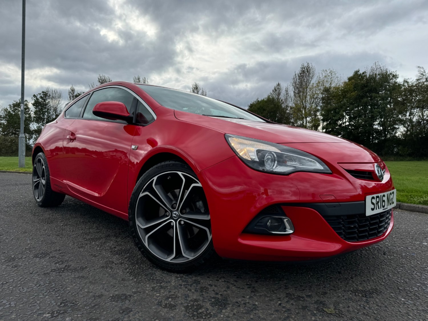 Vauxhall Astra GTC Listing Image