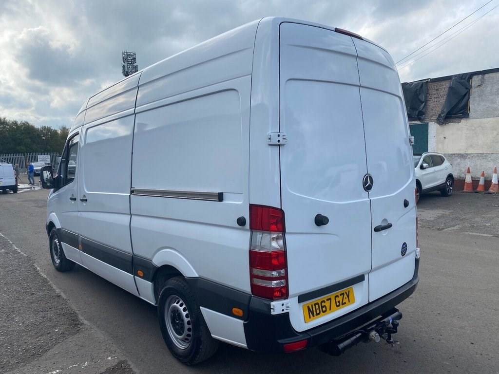 Mercedes-Benz Sprinter Listing Image