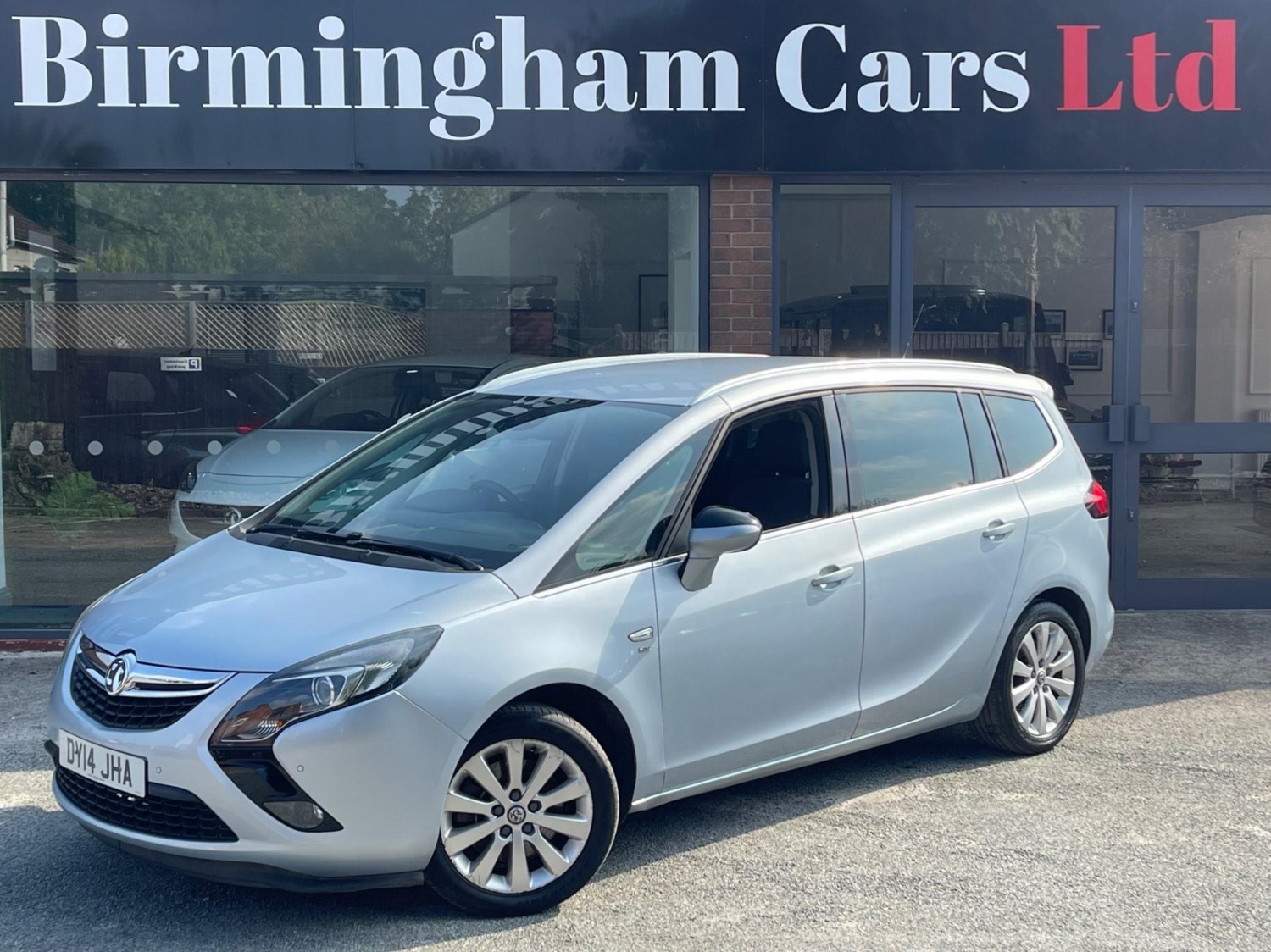 Vauxhall Zafira Tourer Listing Image