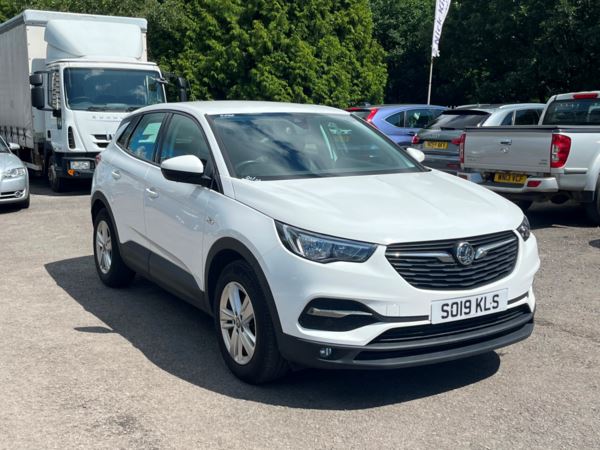 2019 (19) Vauxhall Grandland X 1.5 Turbo D SE 5dr For Sale In Cinderford, Gloucestershire