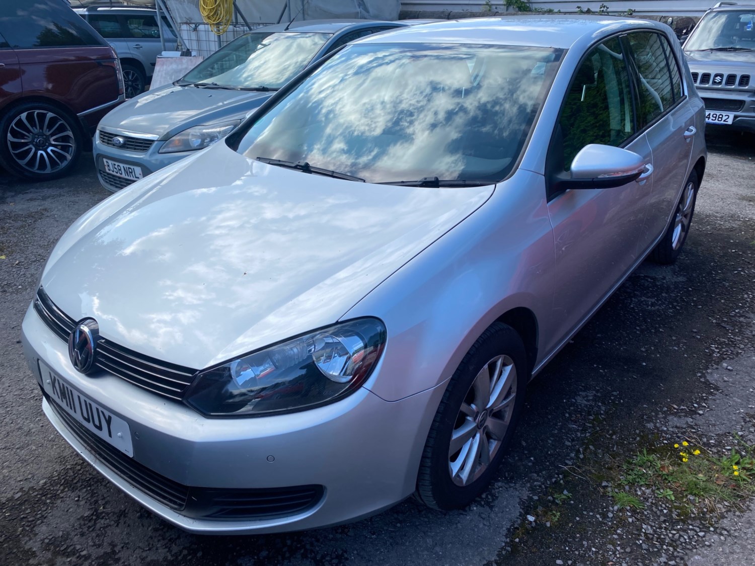 Volkswagen Golf Listing Image