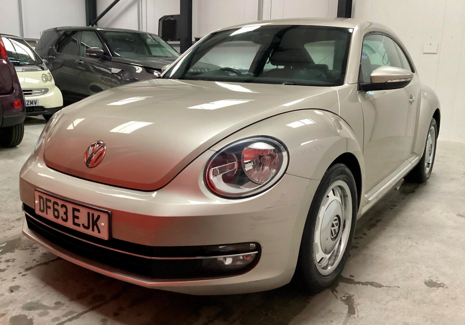 Volkswagen Beetle Listing Image