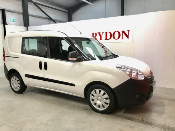 2016 16 Vauxhall Combo 2300 1.3 CDTI 16V ecoFLEX H1 Glazed Crew Van SS Doors WINDOW VAN