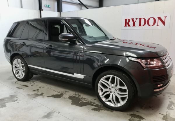 2016 16 Land Rover Range Rover 3.0 TDV6 Vogue 4door Automatic 4 Doors ESTATE