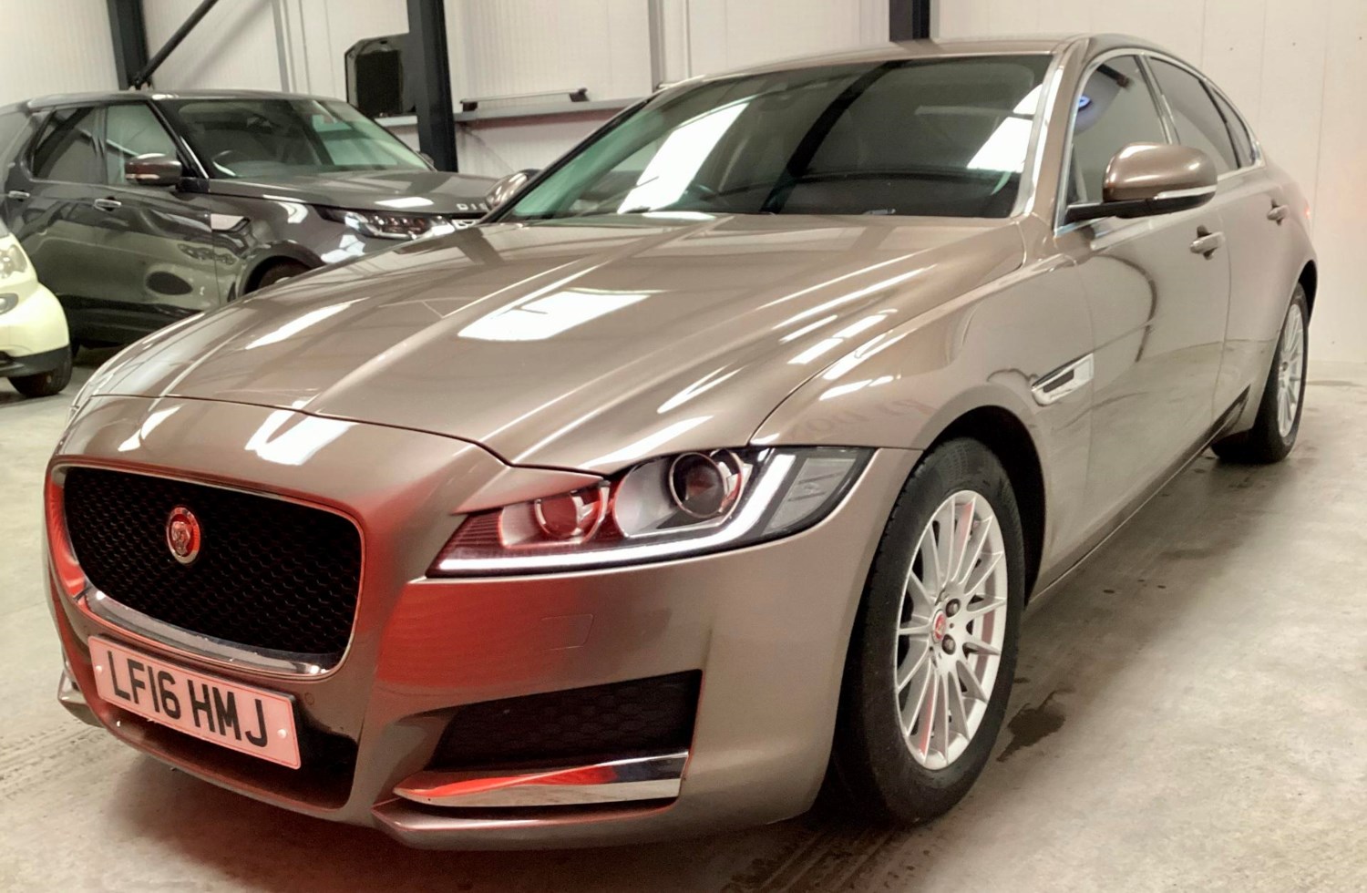 Jaguar XF Listing Image