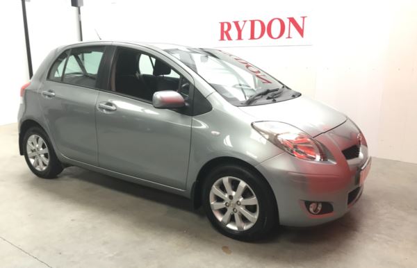 2011 11 Toyota Yaris 1.33 VVT-i T Spirit Nav 5door MMT AUTOMATIC 5 Doors HATCHBACK