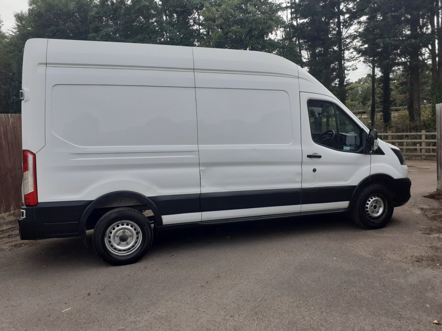 Ford Transit Listing Image