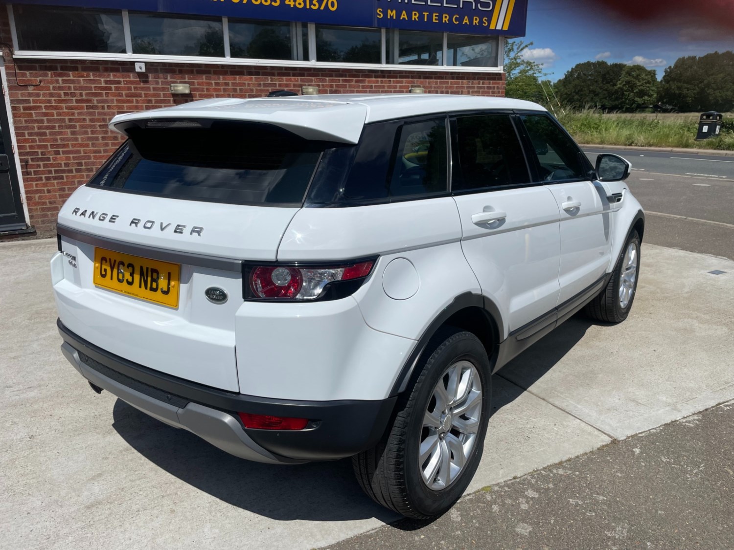 Land Rover Range Rover Evoque Listing Image