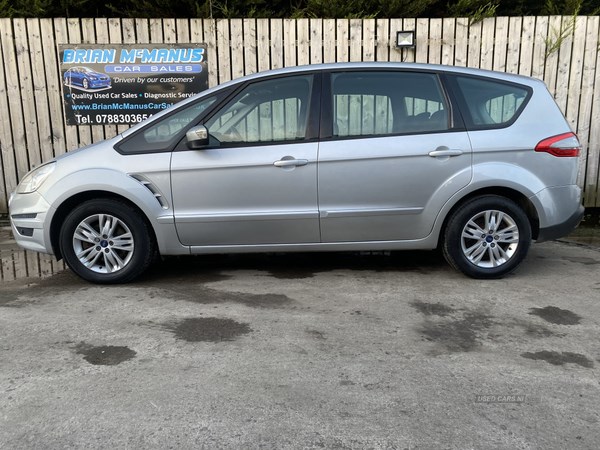 Ford S-Max Listing Image