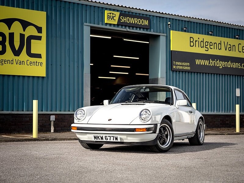 Porsche 911 Listing Image