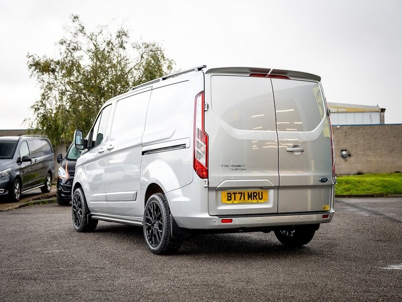 Ford Transit Custom Listing Image