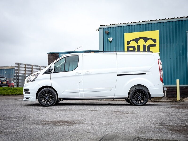 Ford Transit Custom Listing Image