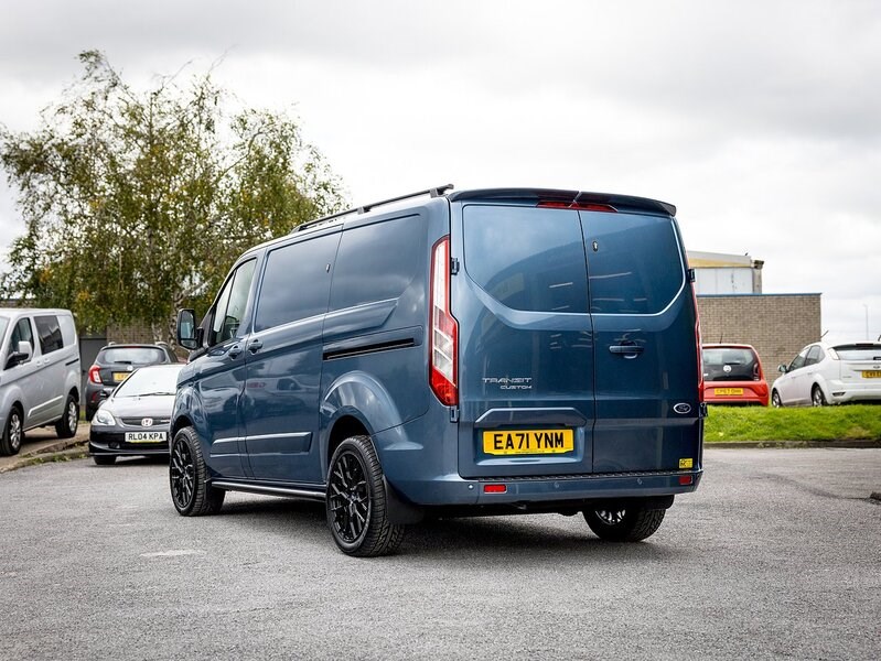 Ford Transit Custom Listing Image