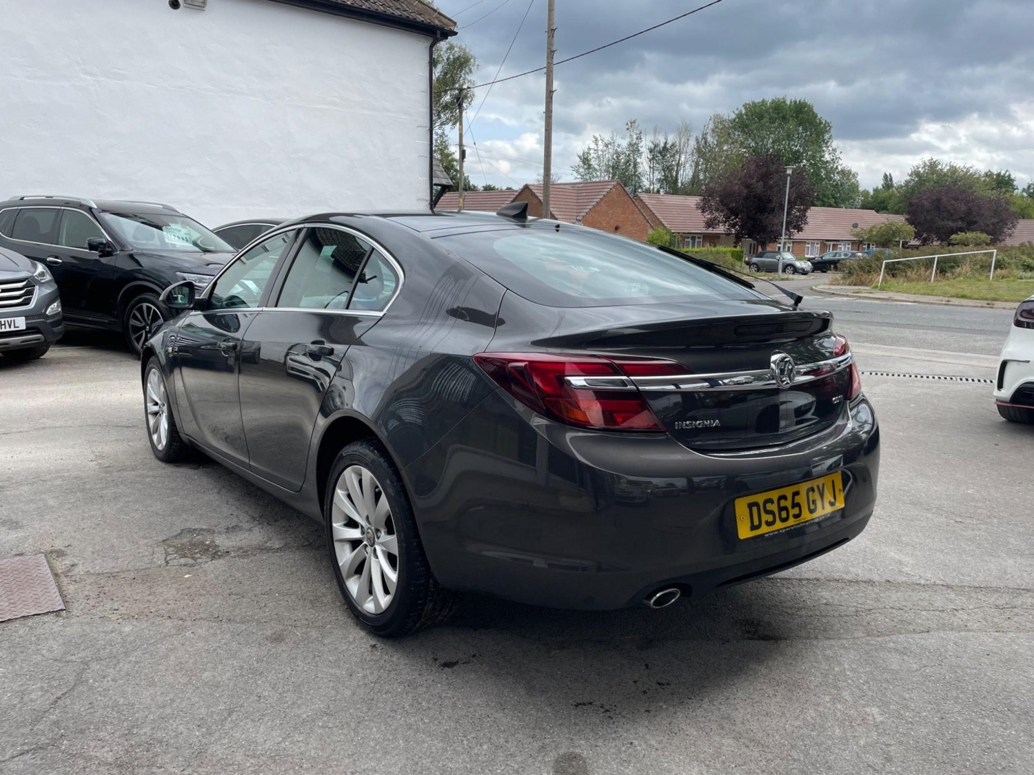 Vauxhall Insignia Listing Image